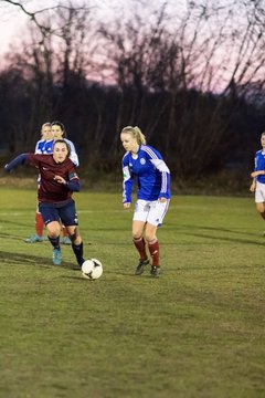 Bild 130 - wBJ Krummesser SV - Holstein Kiel : Ergebnis: 0:3